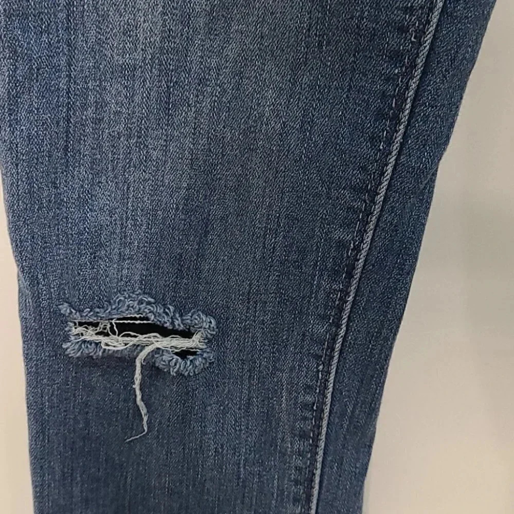 Hudson Distressed Raw Hem Denim Jeans - Picture 9 of 16
